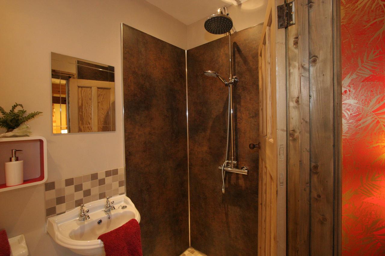 הרן ביי Lime Tree Cottage מראה חיצוני תמונה