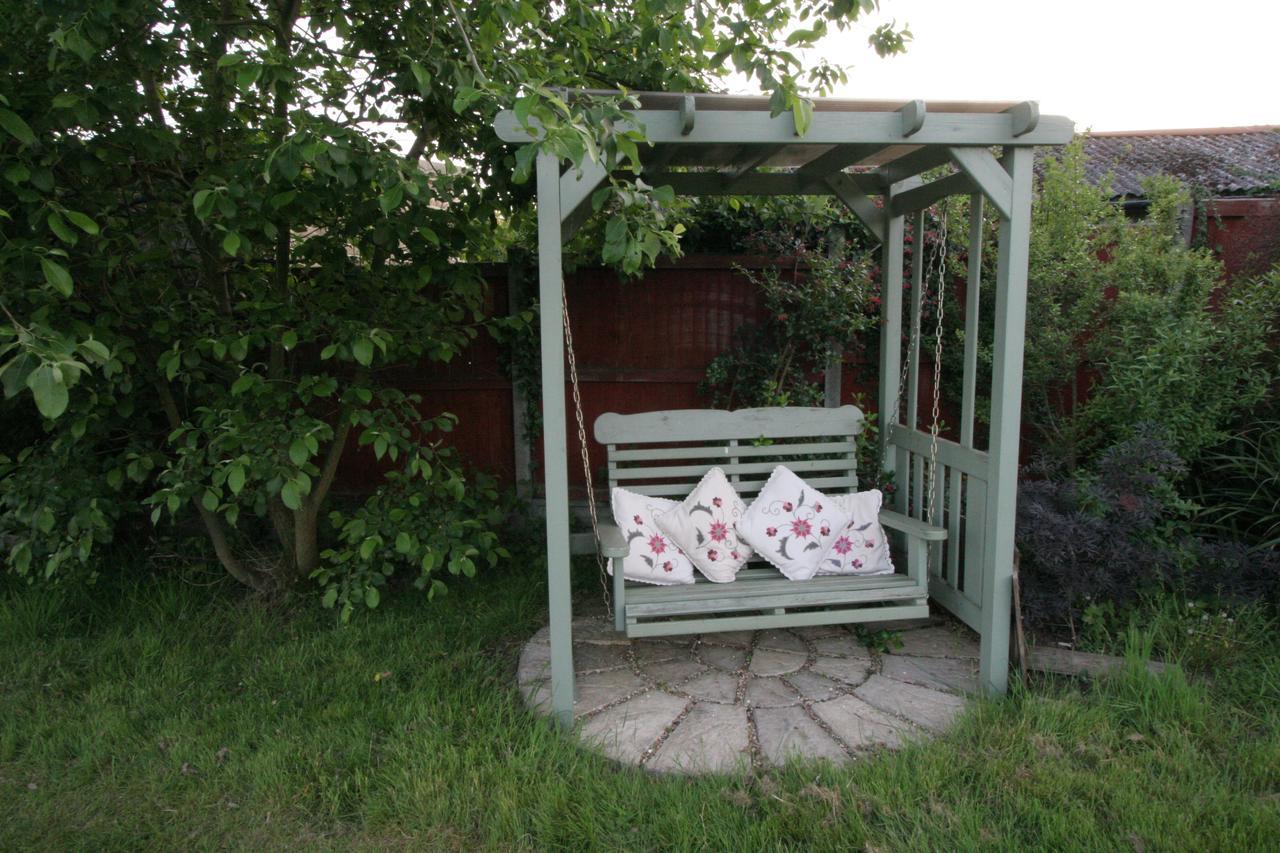 הרן ביי Lime Tree Cottage מראה חיצוני תמונה